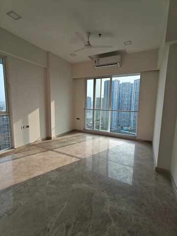 Room in 2 BHK Apartment at Ekta Tripolis, Goregaon West – for Rent