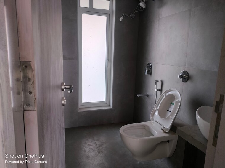 Bathroom, shreenathji-celestial-heights 3 Bedroom 1016 Sq.Ft. Apartment In Malad West Mumbai 9333885