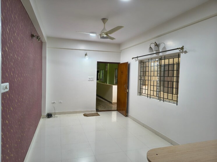 Room, mahaveer-rich 3 Bedroom 1300 Sq.Ft. Apartment In Jalahalli West Bangalore 9333855