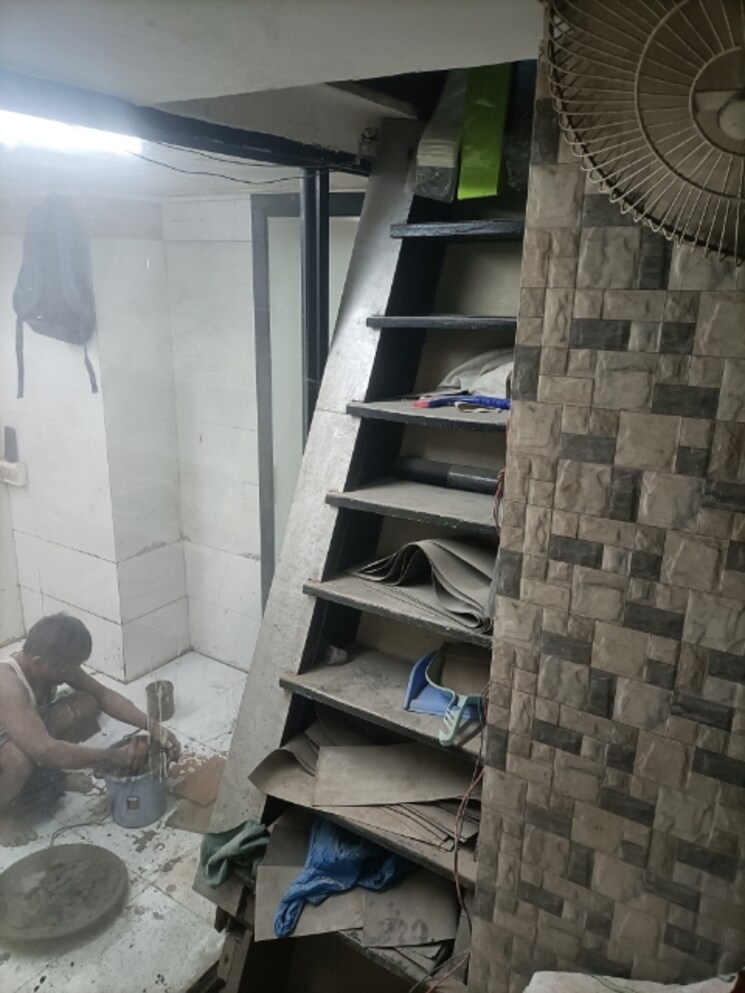 undefined, shakespeare sarani Commercial Shop 120 Sq.Ft. In Shakespeare Sarani Kolkata 9334017