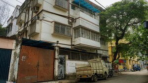 2 BHK Independent House For Sale in Lake Market