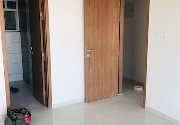 Room in 2 BHK Apartment at Kolte Patil Beryl, Kharadi – for Rent