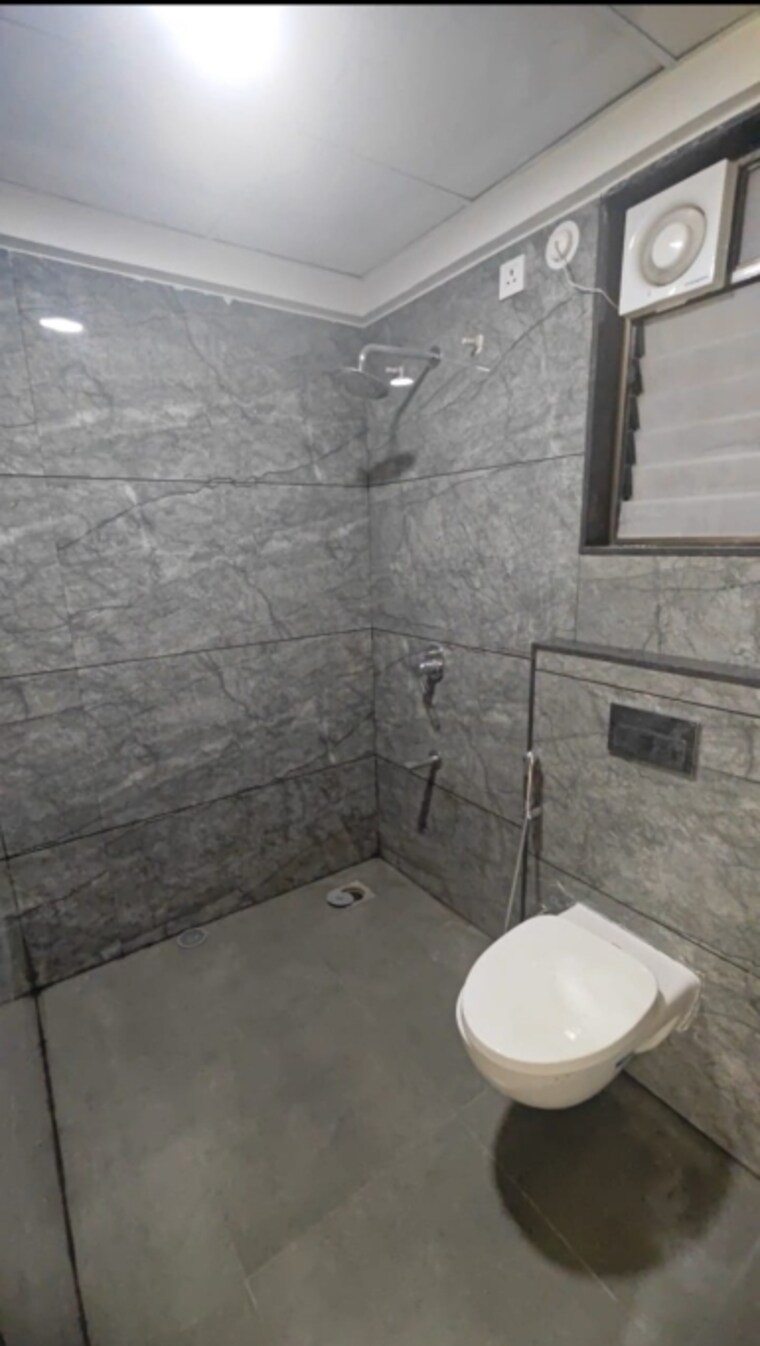 Bathroom, gaikwad-nirvanas 3 Bedroom 1079 Sq.Ft. Apartment In Wakad Pune 9334142