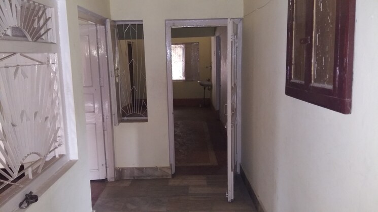 Room, lahurabir 4 Bedroom 1400 Sq.Ft. Independent House In Lahurabir Varanasi 9334204