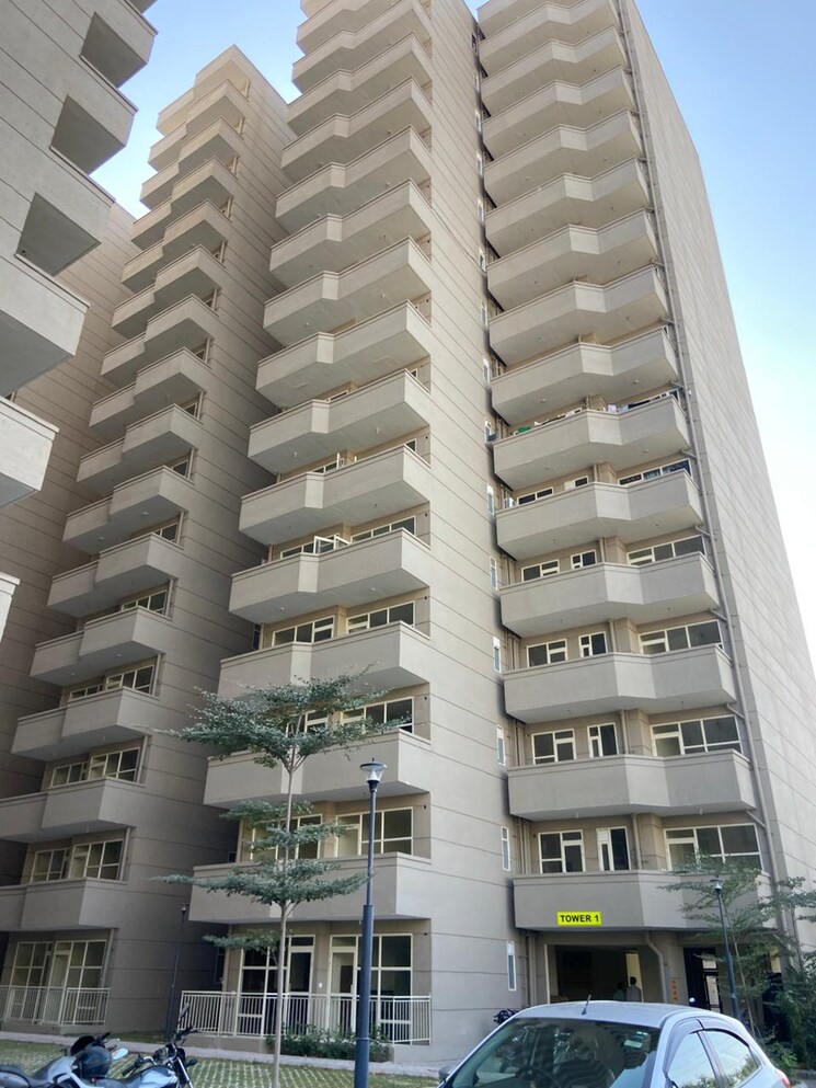 Exterior View, shree-vardhman-green-court 1 Bedroom 432 Sq.Ft. Apartment In Sector 90 Gurgaon 9334303