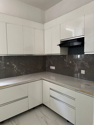 Kitchen in 3.5 BHK Builder Floor at Emaar MGF Emerald Hills, Sector 65 – for Rent