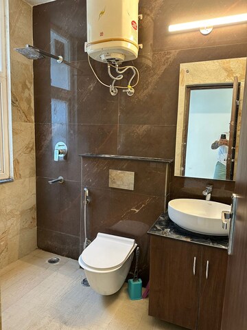 Bathroom in 3.5 BHK Builder Floor at Emaar MGF Emerald Hills, Sector 65 – for Rent