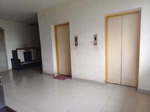 Room in 2 BHK Apartment at Kopar Khairane – for Sale