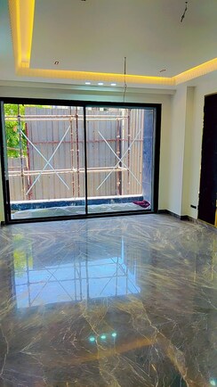 3.5 BHK + Study Room Builder Floor For Sale in Emaar MGF Emerald Hills