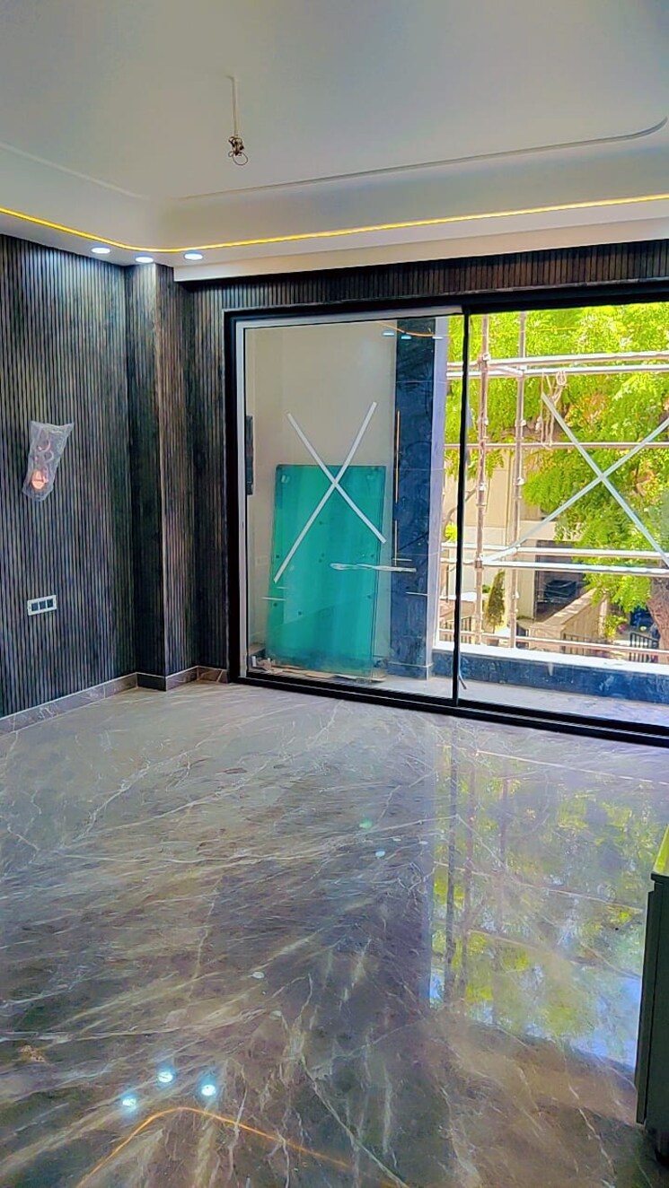 Room, emaar-mgf-emerald-hills 3.5 Bedroom 1380 Sq.Ft. Builder Floor In Sector 65 Gurgaon 9334469