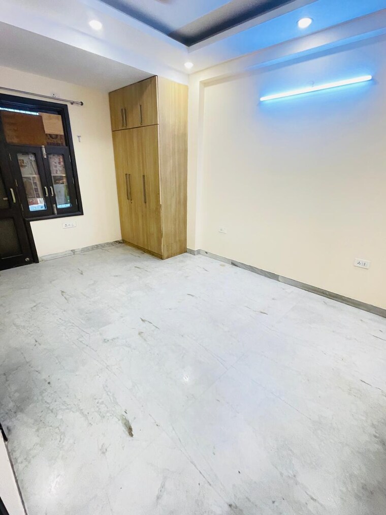 Room, tulip-violet 3 Bedroom 1578 Sq.Ft. Apartment In Sector 69 Gurgaon 9334526