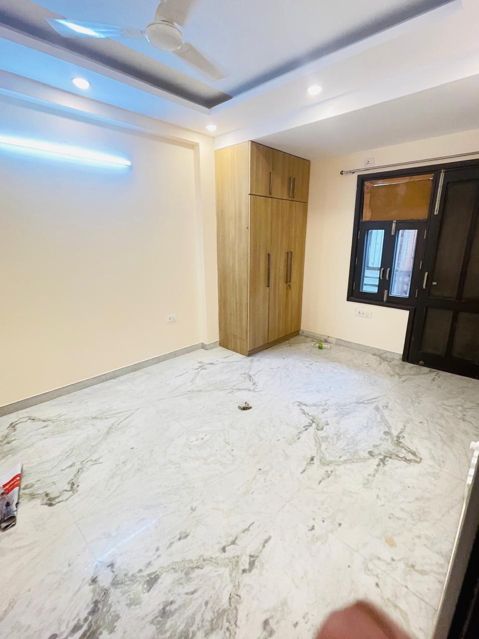 3 BHK + Extra Room Apartment For Rent in Tulip Violet