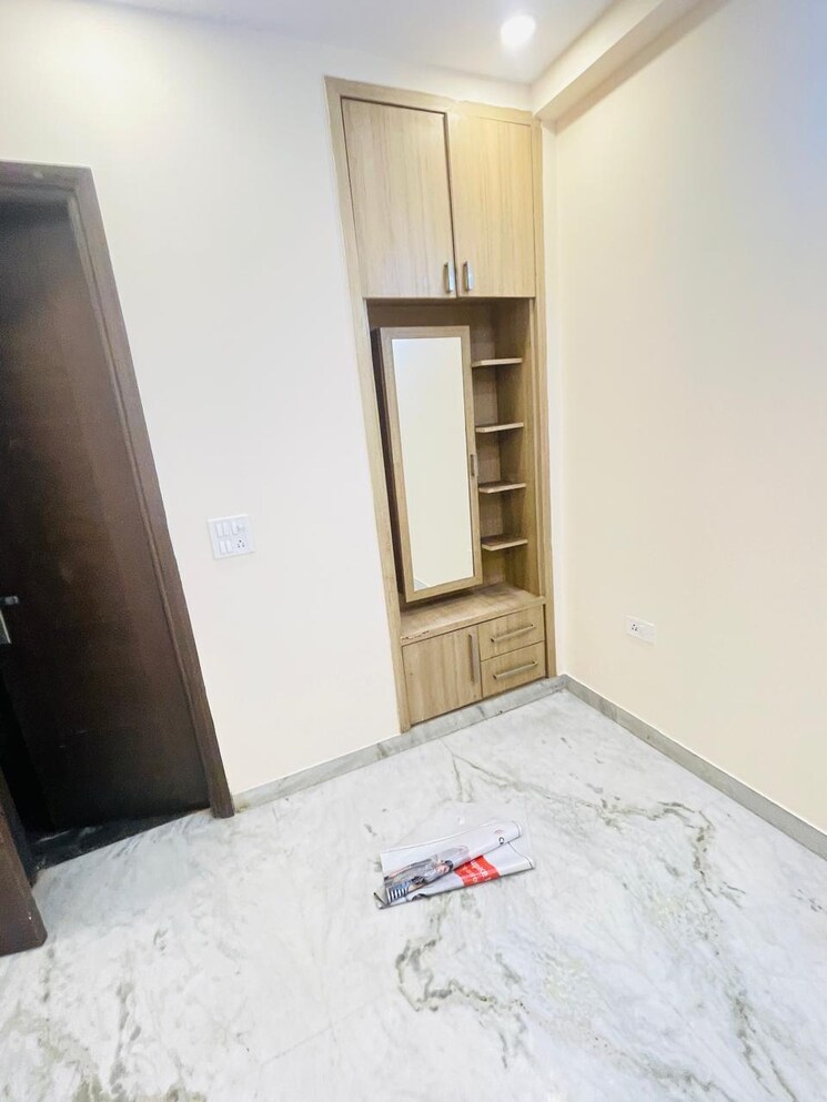 Room, tulip-violet 3 Bedroom 1578 Sq.Ft. Apartment In Sector 69 Gurgaon 9334526