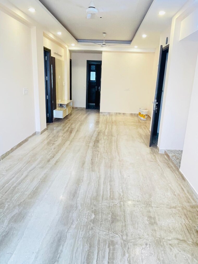 Room, tulip-violet 3 Bedroom 1578 Sq.Ft. Apartment In Sector 69 Gurgaon 9334526