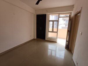 Room in 5 BHK Villa at Wave City, Wave City – for Sale