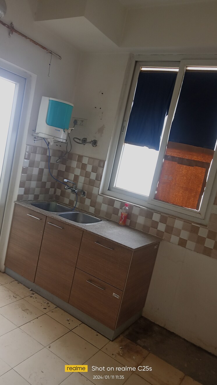 Kitchen, tulip-petals 3 Bedroom 1550 Sq.Ft. Apartment In Sector 89 Gurgaon 9334695