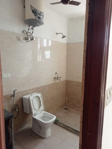 Bathroom in 3 BHK Apartment at Tulip White, Sector 69 – for Rent