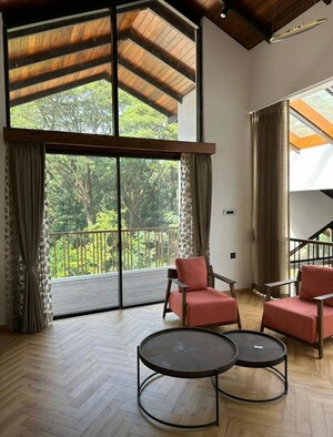 Living Room in 3.5 BHK Builder Floor at Central Park Flower Valley Mikasa Plots, Sohna Sector 33 – for Sale