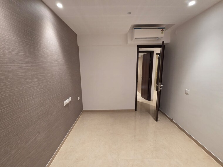 Master Bedroom, hiranandani-highland 1 Bedroom 487 Sq.Ft. Apartment In Powai Mumbai 9334717