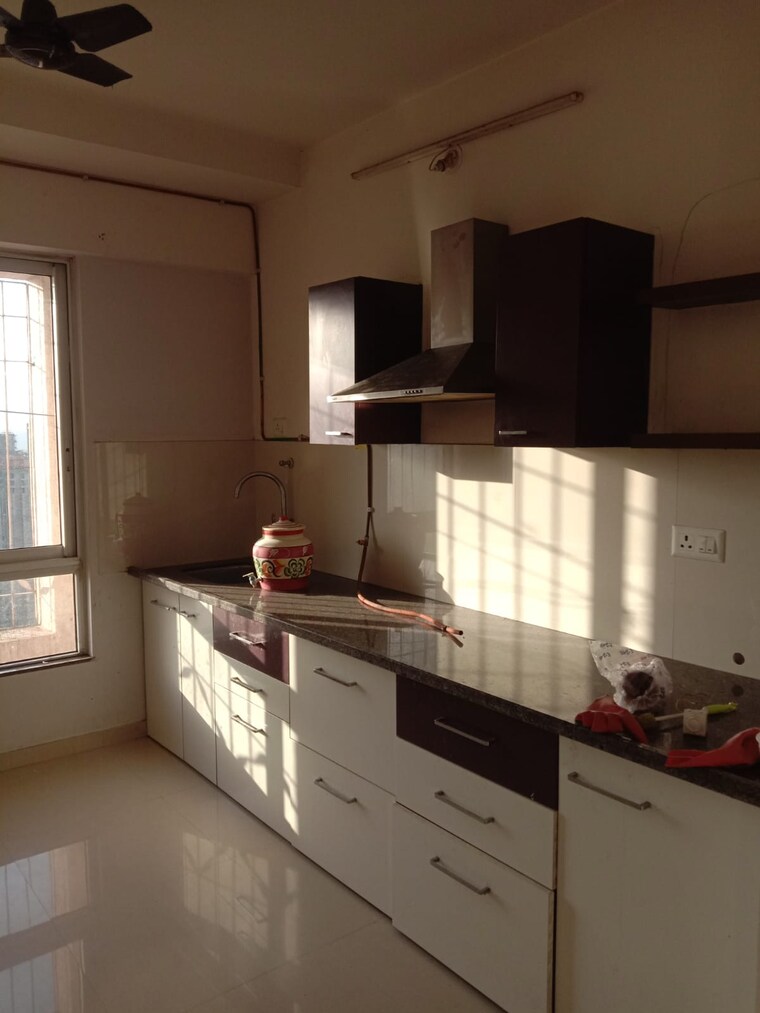 Kitchen, puranik-rumah-bali 1 Bedroom 450 Sq.Ft. Apartment In Ghodbunder Road Thane 9334732