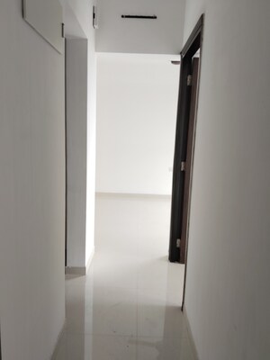 Room in 2 BHK Apartment at UK Iridium, Kandivali East – for Rent