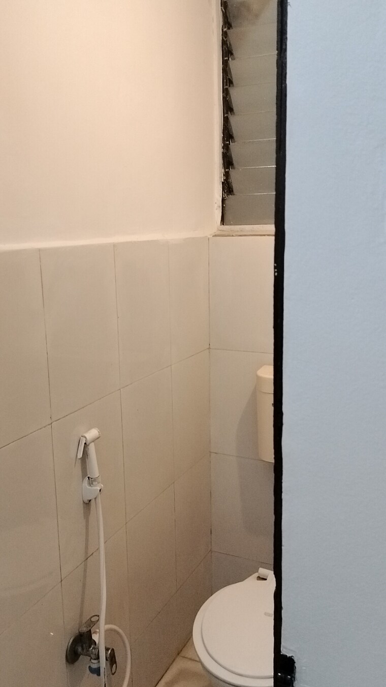 Bathroom, tulsi-homes-dhanori 1 Bedroom 550 Sq.Ft. Apartment In Dhanori Pune 9334820