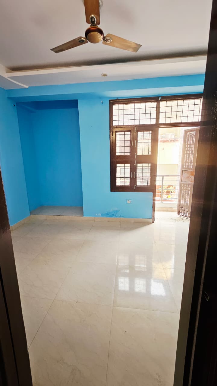 2 BHK 750 Sq.Ft. Builder Floor in Hindon Vihar