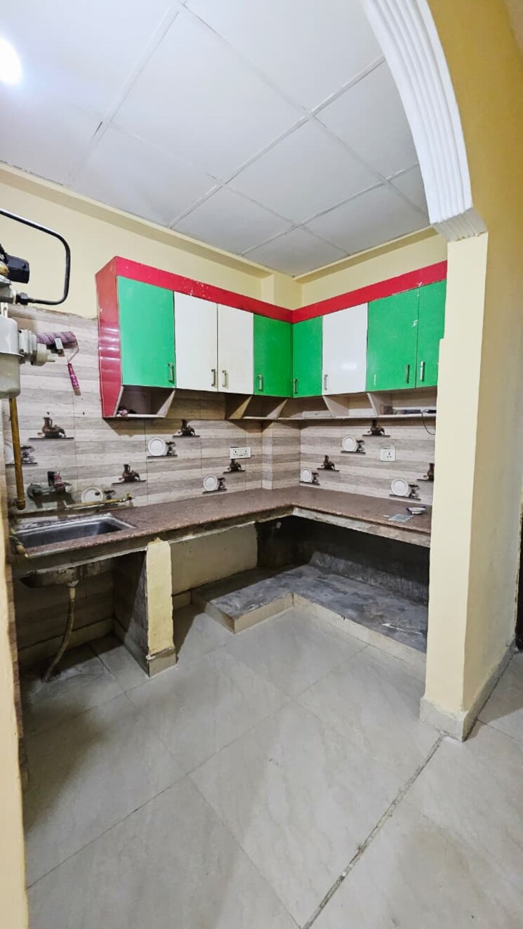 Kitchen, hindon-vihar 2 Bedroom 750 Sq.Ft. Builder Floor In Sector 49 Noida 9334876