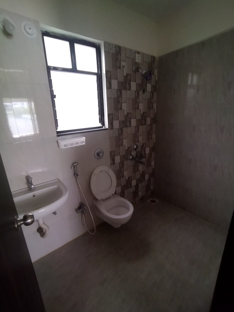 Bathroom, vedant-kingston-atlantis 2 Bedroom 1100 Sq.Ft. Apartment In Nibm Annexe Pune 9334893