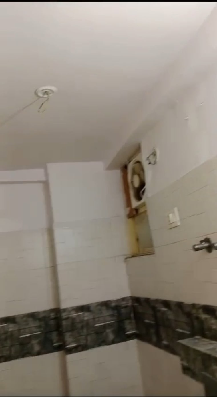 Bathroom, trehan-hill-view-garden 2 Bedroom 1111 Sq.Ft. Apartment In Alwar Bypass Road Bhiwadi 9334899