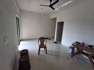 Team Area in 3 BHK Apartment at Rungta Madgul Antaraa, Diamond Harbour Road – for Rent