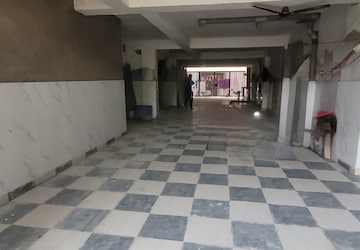 Parking in 3 BHK Builder Floor at Dilshad Colony – for Sale