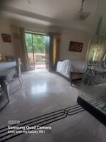 4 BHK 600 Sq.Yd. Builder Floor in Navjeevan Vihar Geetanjal