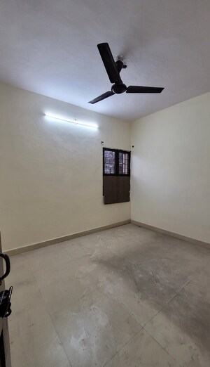 Room in 2 BHK Apartment at Gtb Enclave – for Rent