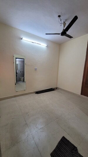 Room in 2 BHK Apartment at Gtb Enclave – for Rent