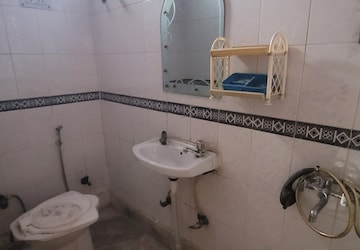 Bathroom in 2 BHK Apartment at Gtb Enclave – for Rent