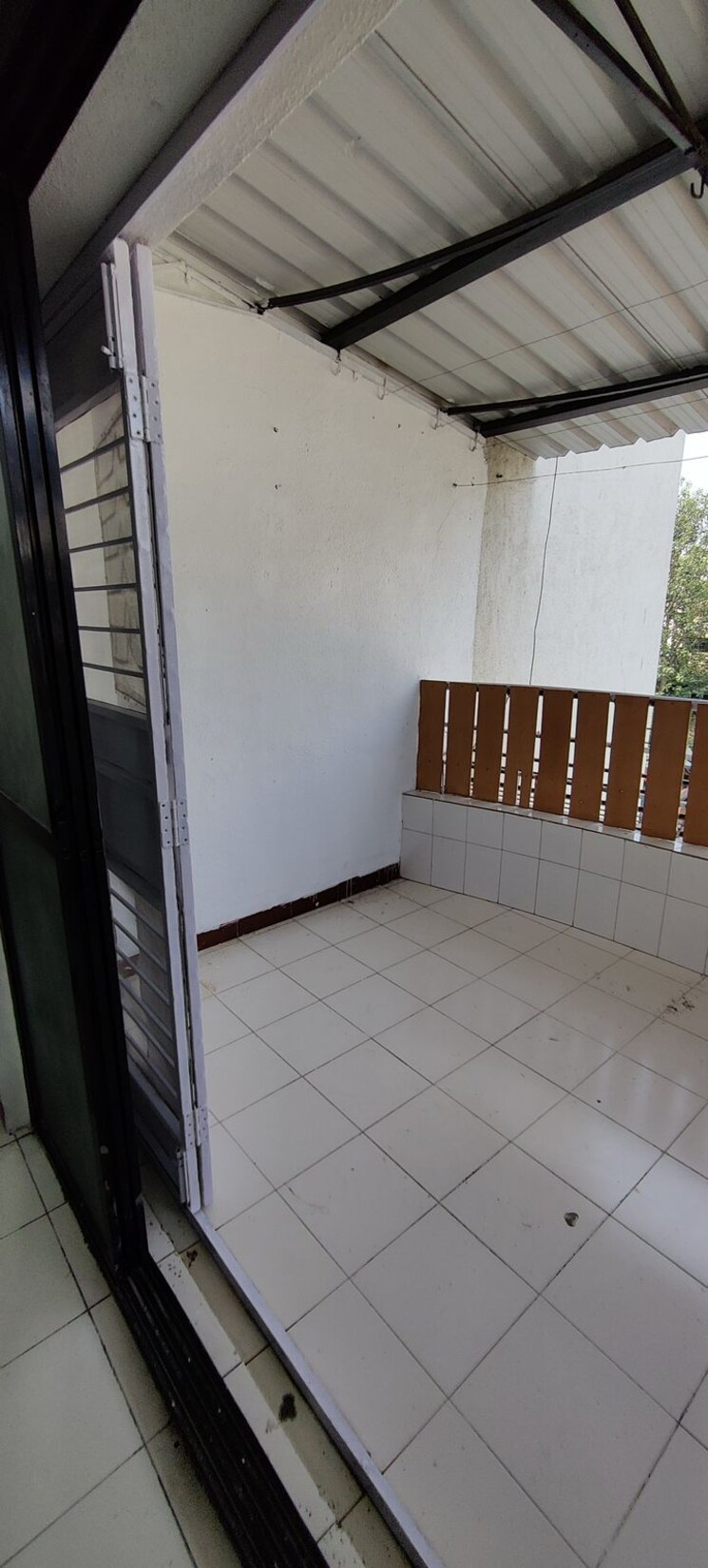 Nearby, picasso-kedari-arcade 1 Bedroom 600 Sq.Ft. Apartment In Wanowrie Pune 9334992