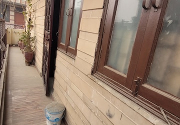 Balcony in 2 BHK Builder Floor at Dilshad Colony – for Sale