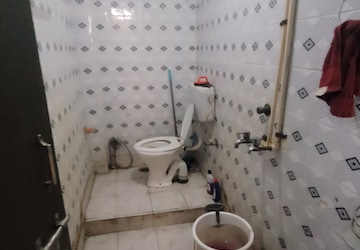 Bathroom in 2 BHK Builder Floor at Dilshad Colony – for Sale