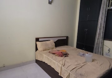 Bedroom in 2 BHK Builder Floor at Dilshad Colony – for Sale