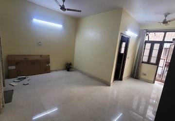 2 BHK Builder Floor For Sale in Dilshad Colony