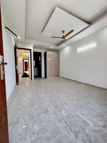Master Bedroom in 3 BHK Builder Floor at Saket – for Rent