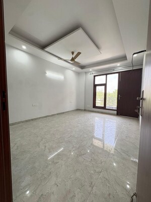 Bedroom in 3 BHK Builder Floor at Saket – for Rent