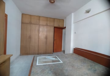 Master Bedroom in 2 BHK Apartment at Sun Glory, Powai – for Rent