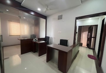 Office Space For Rent in MK Plaza, Anand Nagar
