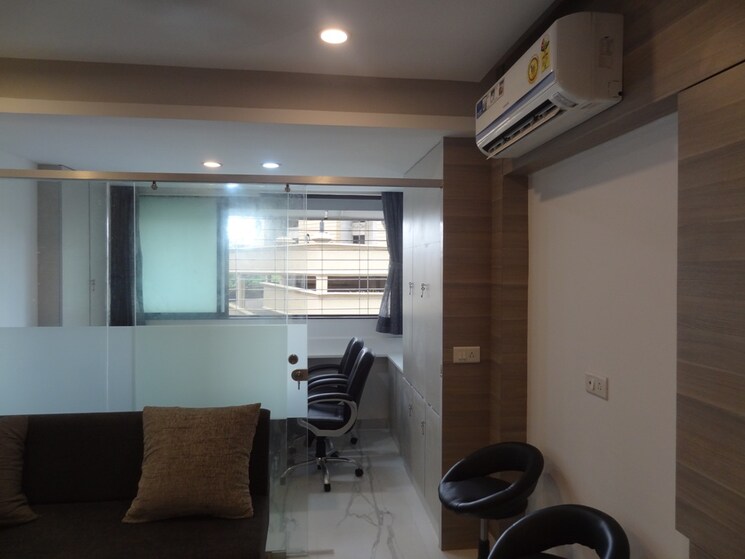  Parking, nutan-madhuban-apartment 1 Bedroom 500 Sq.Ft. Apartment In Worli Mumbai 9335064