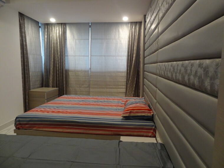 Bedroom, nutan-madhuban-apartment 1 Bedroom 500 Sq.Ft. Apartment In Worli Mumbai 9335064