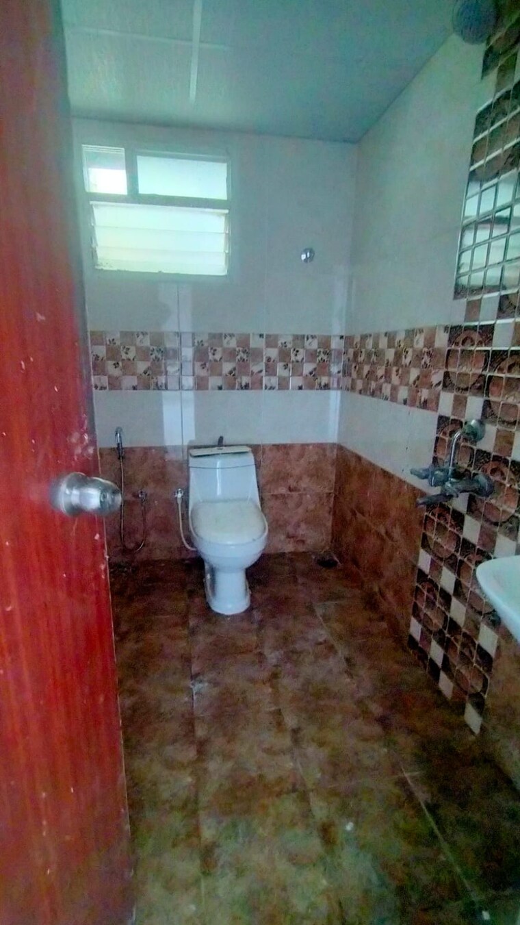 Bathroom, platina-exotica 3 Bedroom 1360 Sq.Ft. Apartment In Kengeri Bangalore 9335056