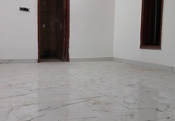 2 BHK Builder Floor For Rent in Chattarpur