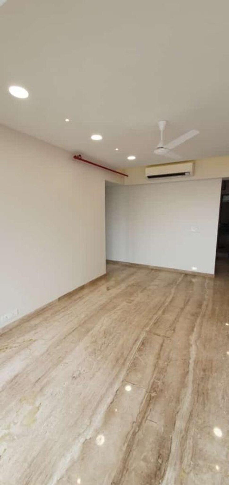 Room, imperial-heights-goregaon-west 2.5 Bedroom 1200 Sq.Ft. Apartment In Goregaon West Mumbai 9335080